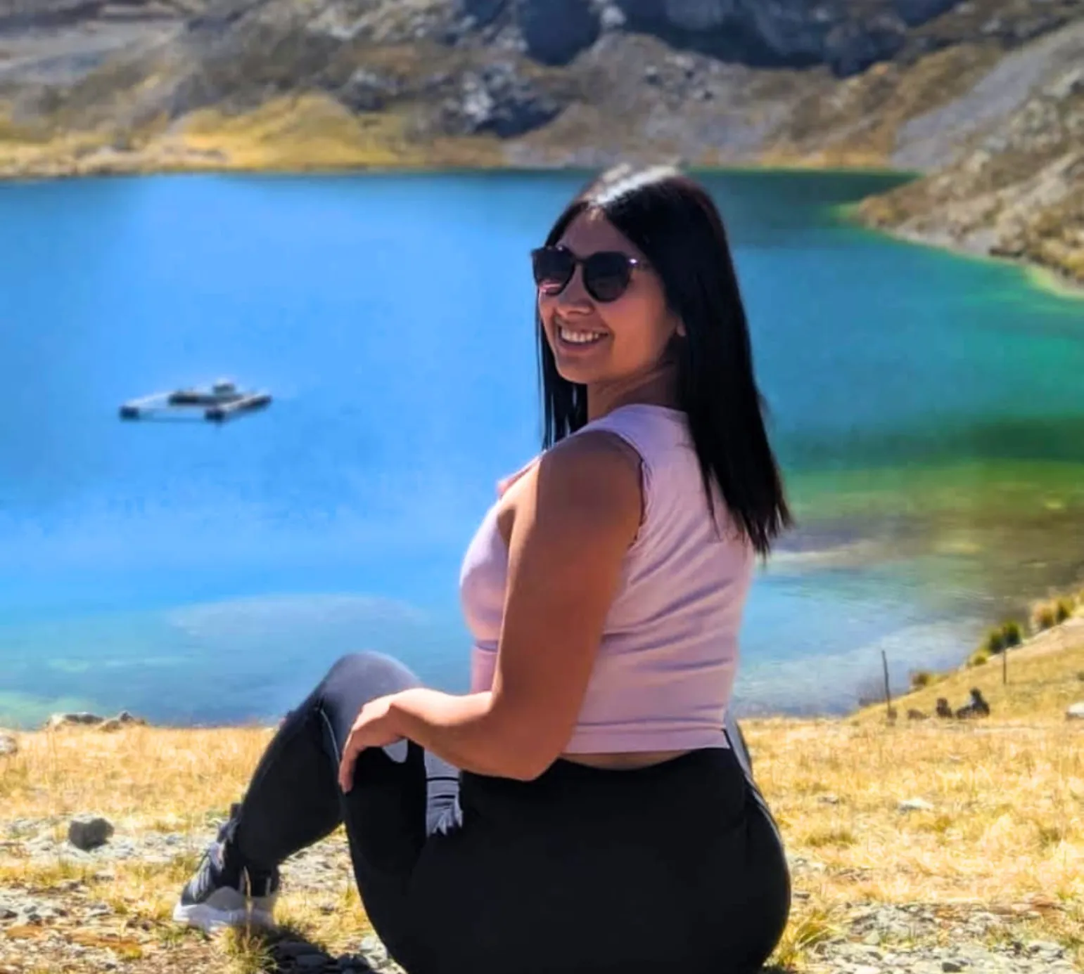 Cordillera de la Viuda, Canta